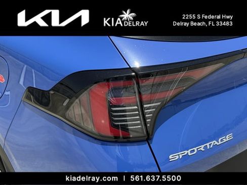 Used 2026 Kia Sportage EX FWD image 7