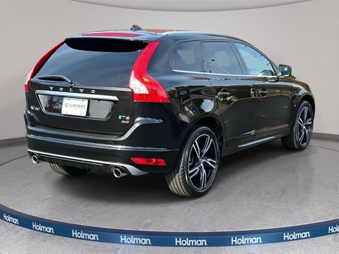 Used 2017 Volvo XC60 T6 R-Design w/ Climate Package image 6