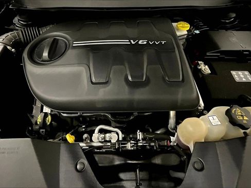 Used 2022 Jeep Cherokee Limited image 30