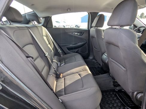 Used 2021 Chevrolet Malibu RS image 5