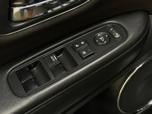 Used 2016 Honda HR-V EX image 12