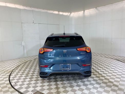 Used 2024 Buick Encore GX Avenir w/ Avenir Technology Package FWD image 4
