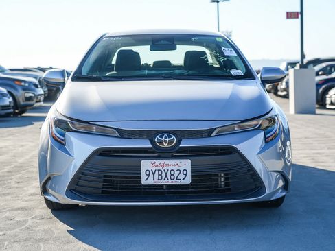 Used 2023 Toyota Corolla LE FWD image 4
