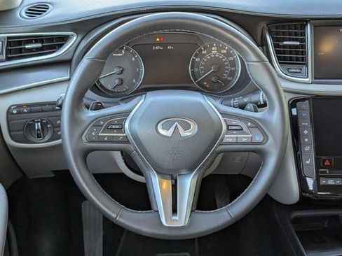 Certified 2025 INFINITI QX50 Luxe image 22