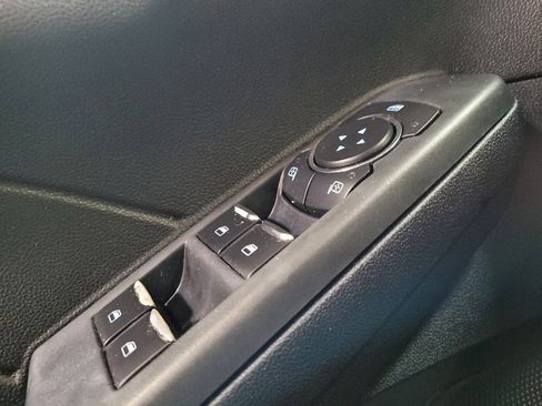 Used 2021 Ford Escape SE FWD image 27