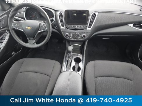 Used 2024 Chevrolet Malibu LT image 22