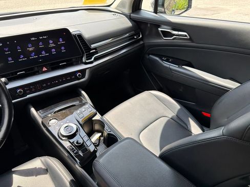 Certified 2023 Kia Sportage EX AWD/4WD image 25
