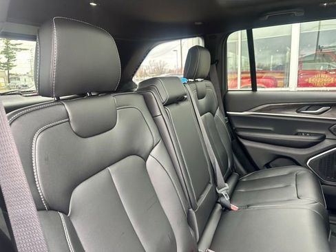 New 2026 Jeep Grand Cherokee Limited image 16