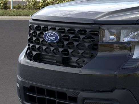 New 2026 Ford Maverick XL image 18