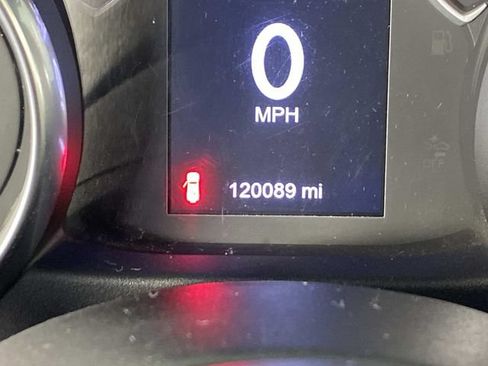 Used 2018 Jeep Wrangler Sport AWD/4WD image 21