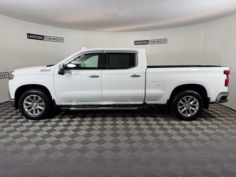 Used 2019 Chevrolet Silverado 1500 LTZ w/ LTZ Premium Package AWD/4WD image 3