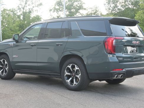 Used 2026 GMC Yukon AT4 AWD/4WD image 7