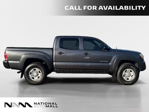 Used 2015 Toyota Tacoma PreRunner w/ Convenience Package RWD image 6