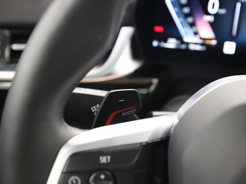 Used 2025 BMW X2 xDrive28i image 27