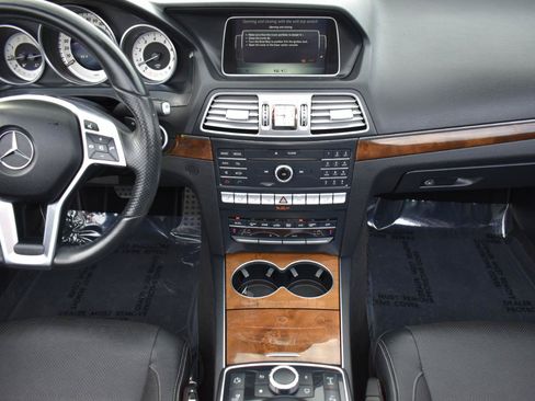 Used 2016 Mercedes-Benz E 550 Cabriolet image 28