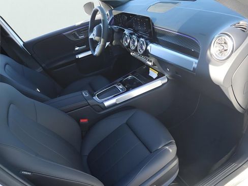 New 2026 Mercedes-Benz GLB 250 4MATIC image 14