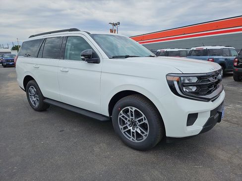 New 2026 Ford Expedition Active RWD image 1