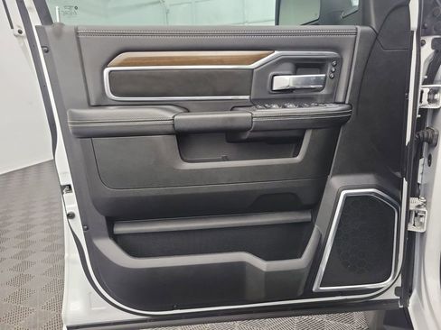 Used 2024 RAM 3500 Laramie image 18
