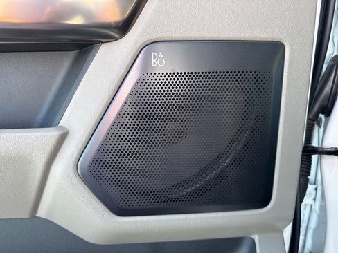 Used 2025 Ford F350 Platinum w/ Platinum Plus Package image 28