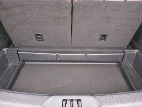 Used 2023 Ford Explorer Platinum w/ Technology Package AWD/4WD image 36
