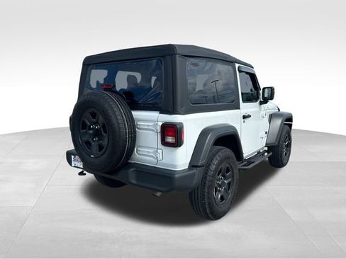 Used 2025 Jeep Wrangler Sport image 5