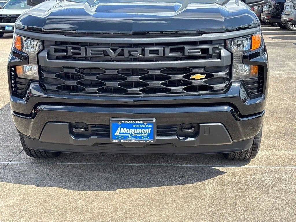 New 2026 Chevrolet Silverado 1500 Custom RWD image 5