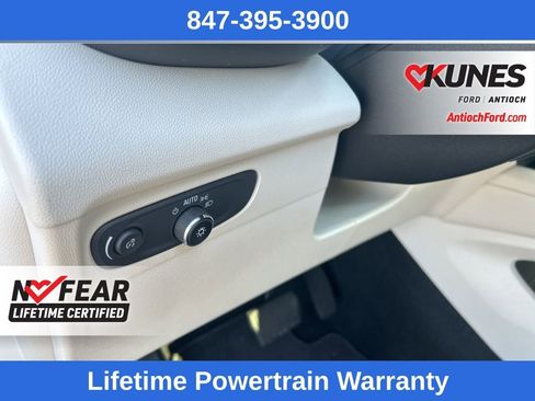 Used 2022 Buick Envision Essence w/ Safety Package image 16