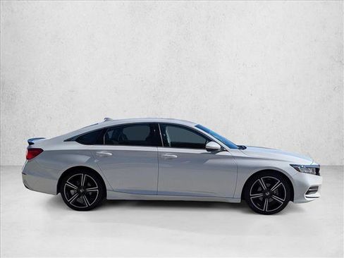 Used 2020 Honda Accord LX image 4