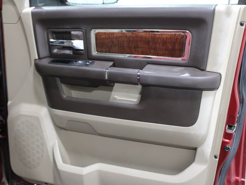 Used 2011 RAM 2500 Laramie image 28
