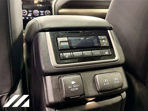 Used 2022 Subaru Ascent Touring image 27