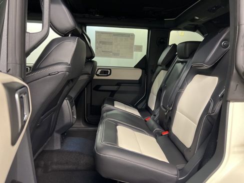 New 2026 Ford Bronco Outer Banks image 32