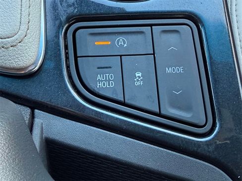 Used 2021 Cadillac CT4 Luxury w/ Sun And Sound Package image 23