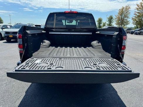 Certified 2023 Nissan Frontier PRO-4X w/ Pro-4X Premium Package AWD/4WD image 6