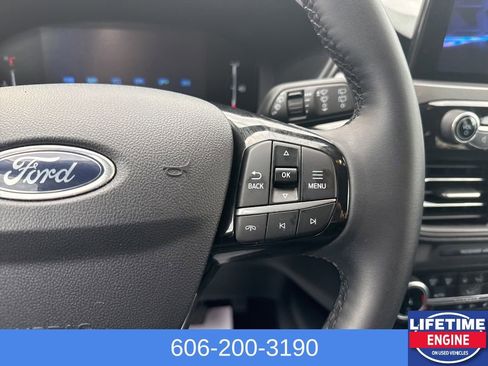 Used 2024 Ford Escape Active w/ Cold Weather Package FWD image 18