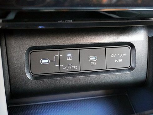 New 2026 Hyundai Tucson Limited image 39