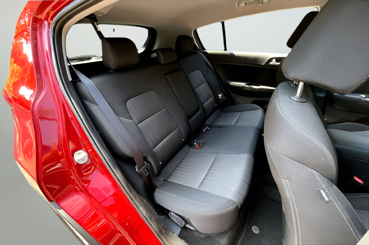Used 2019 Kia Sportage LX FWD image 19