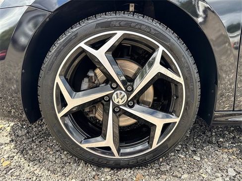 Used 2020 Volkswagen Passat 2.0T R-Line image 28