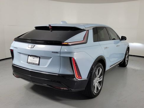 Certified 2024 Cadillac Lyriq Tech RWD image 3