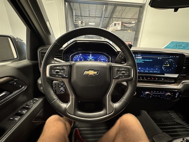 Used 2024 Chevrolet Silverado 1500 LT AWD/4WD image 19