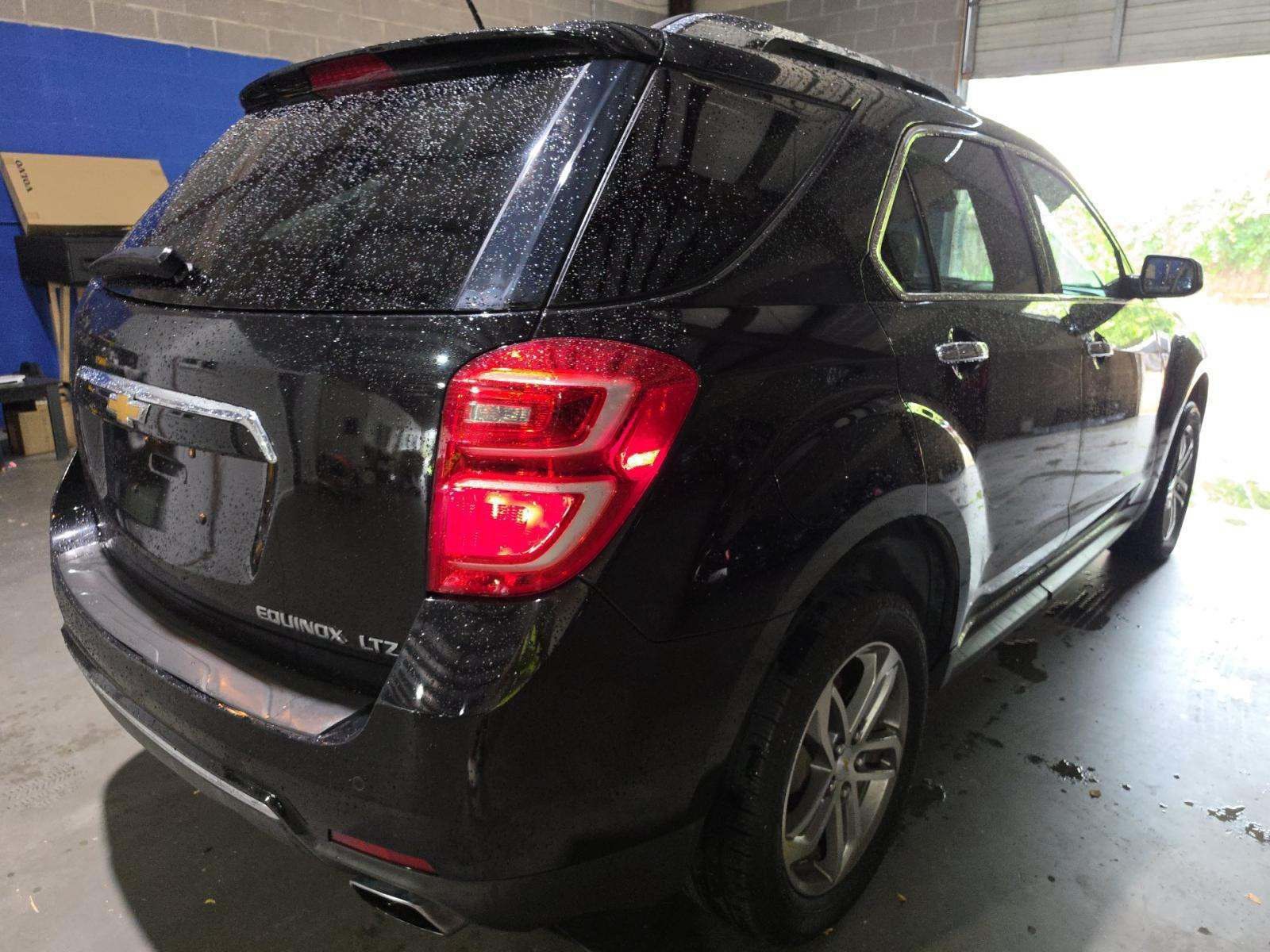 Used 2016 Chevrolet Equinox LTZ w/ Enhanced Convenience Package AWD/4WD image 4