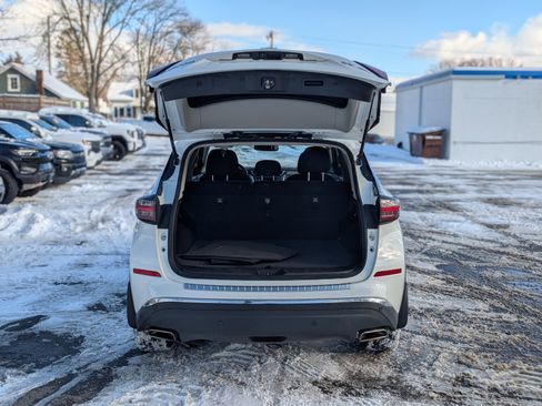 Used 2019 Nissan Murano SV w/ Premium Package image 36