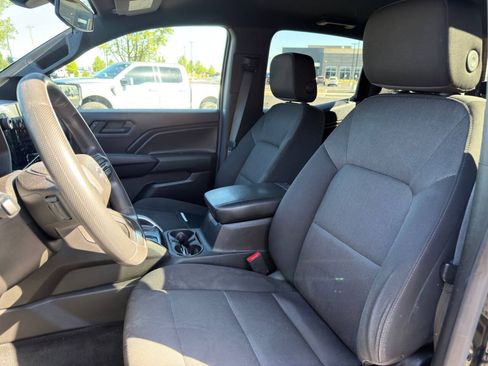 Used 2023 Chevrolet Colorado Trail Boss w/ LPO, Skid Plate Package AWD/4WD image 8