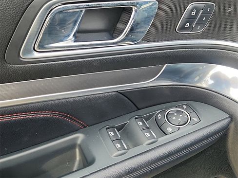 Used 2018 Ford Explorer Sport w/ Equipment Group 401A image 23