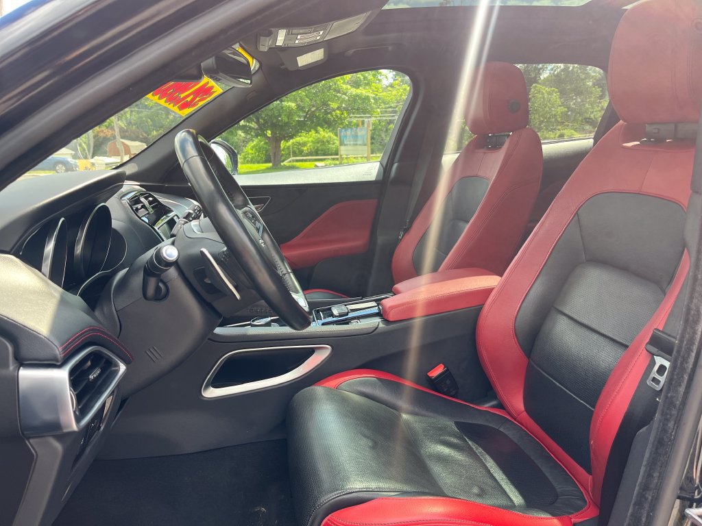 Used 2018 Jaguar F-PACE S AWD/4WD image 6