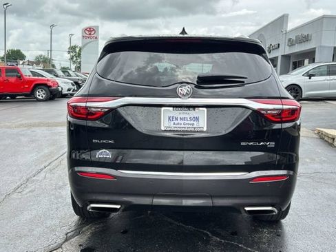 Used 2018 Buick Enclave Premium w/ Experience Buick Package AWD/4WD image 4