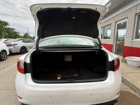 Used 2018 Lexus ES 350 w/ Premier Package FWD image 22