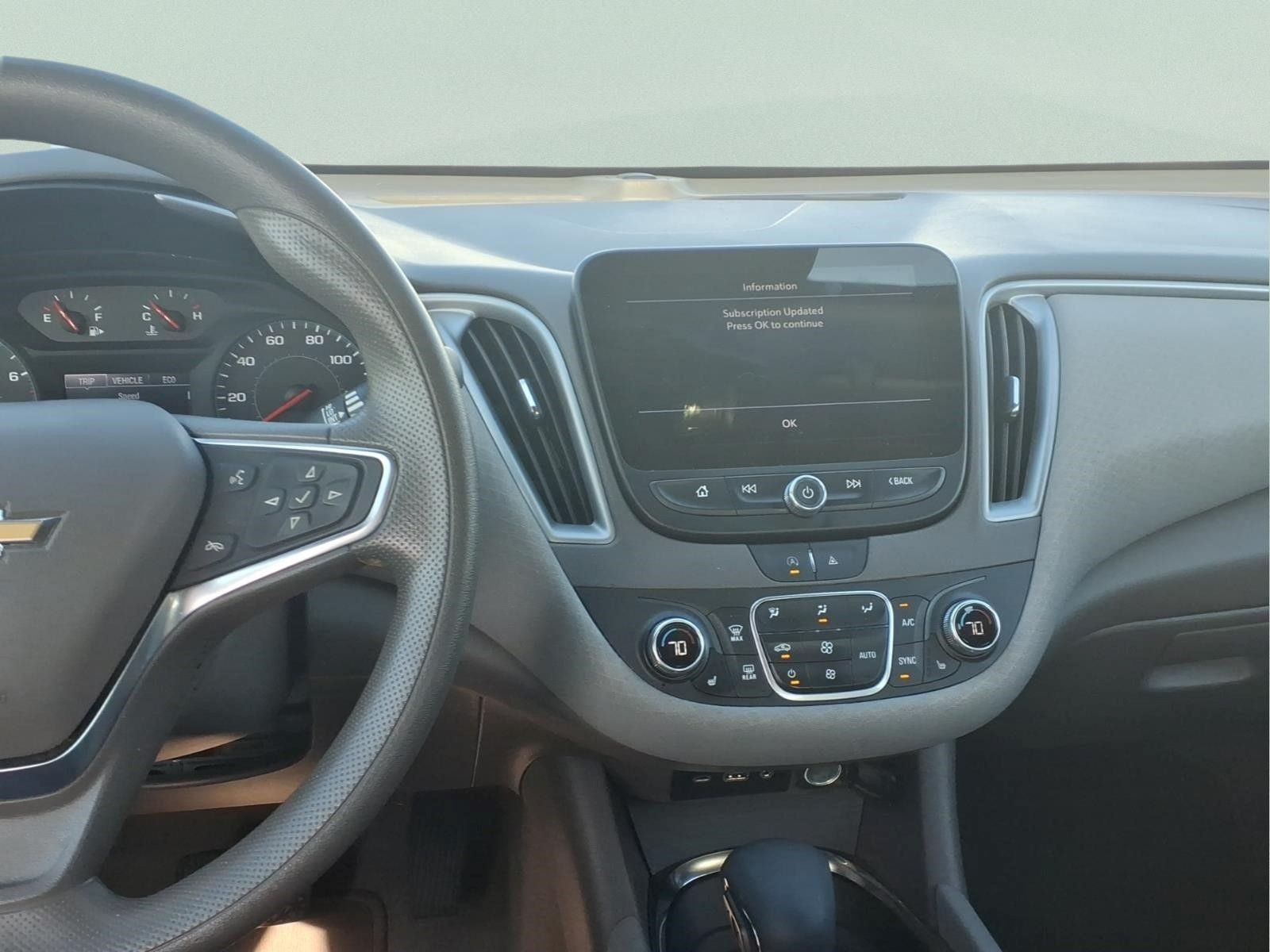 Used 2024 Chevrolet Malibu LT FWD image 6
