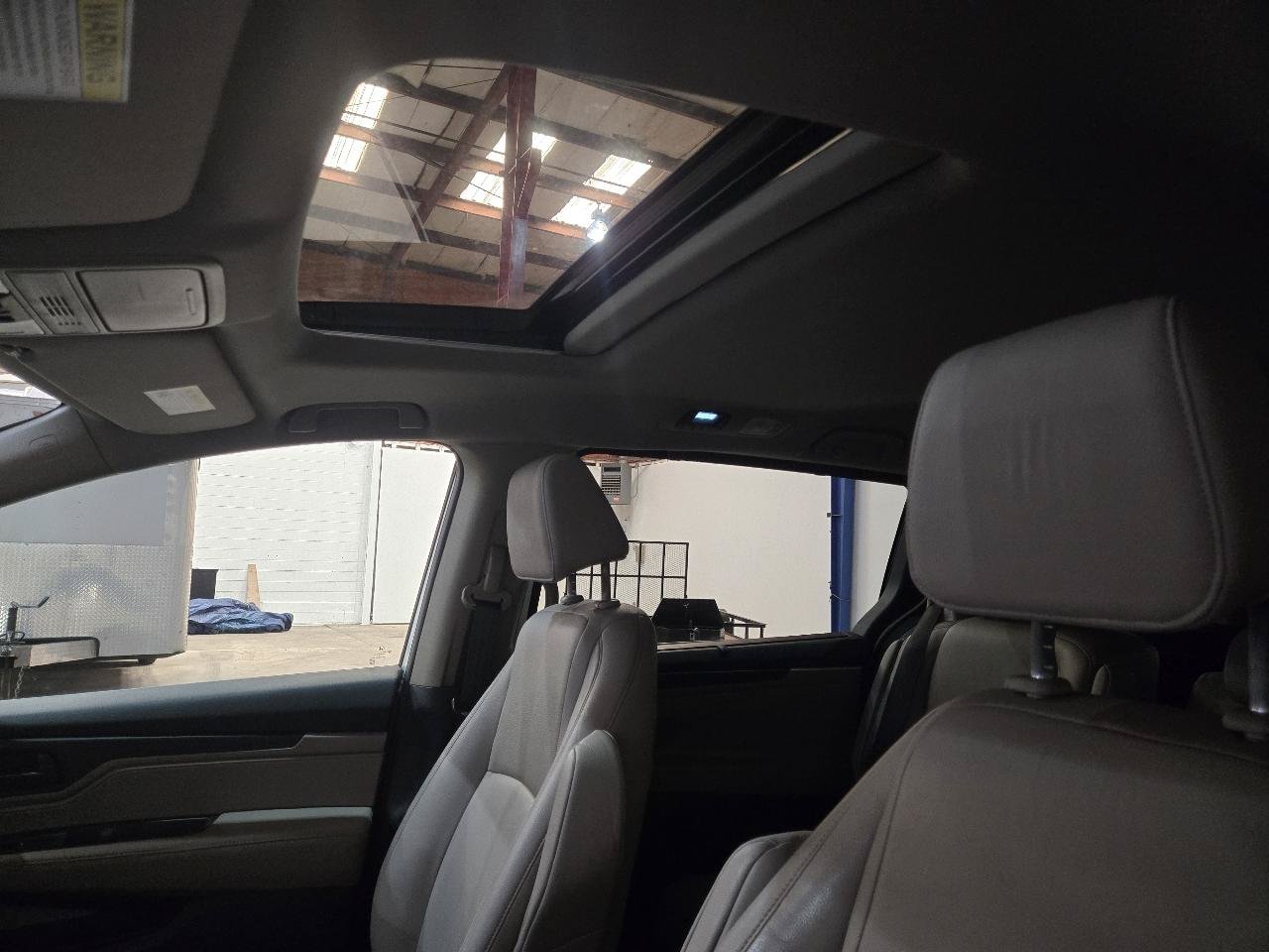 Used 2018 Honda Odyssey EX-L image 20