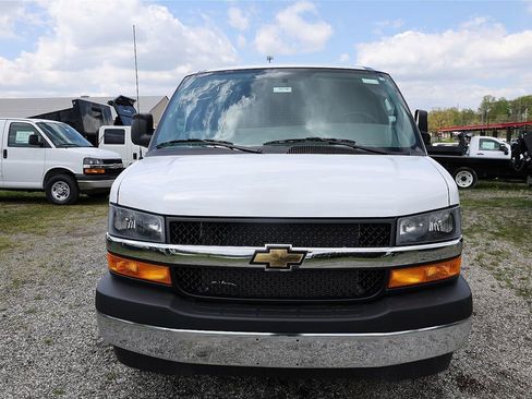 New 2026 Chevrolet Express 2500 w/ Driver Convenience Package RWD image 16