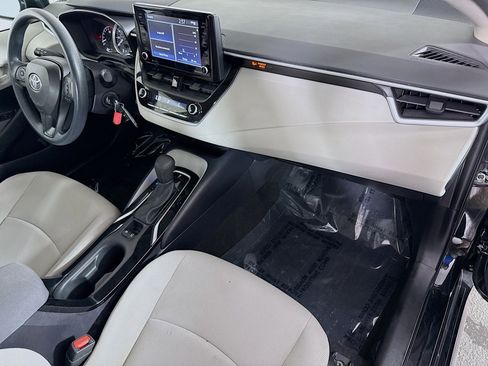 Used 2022 Toyota Corolla LE FWD image 29